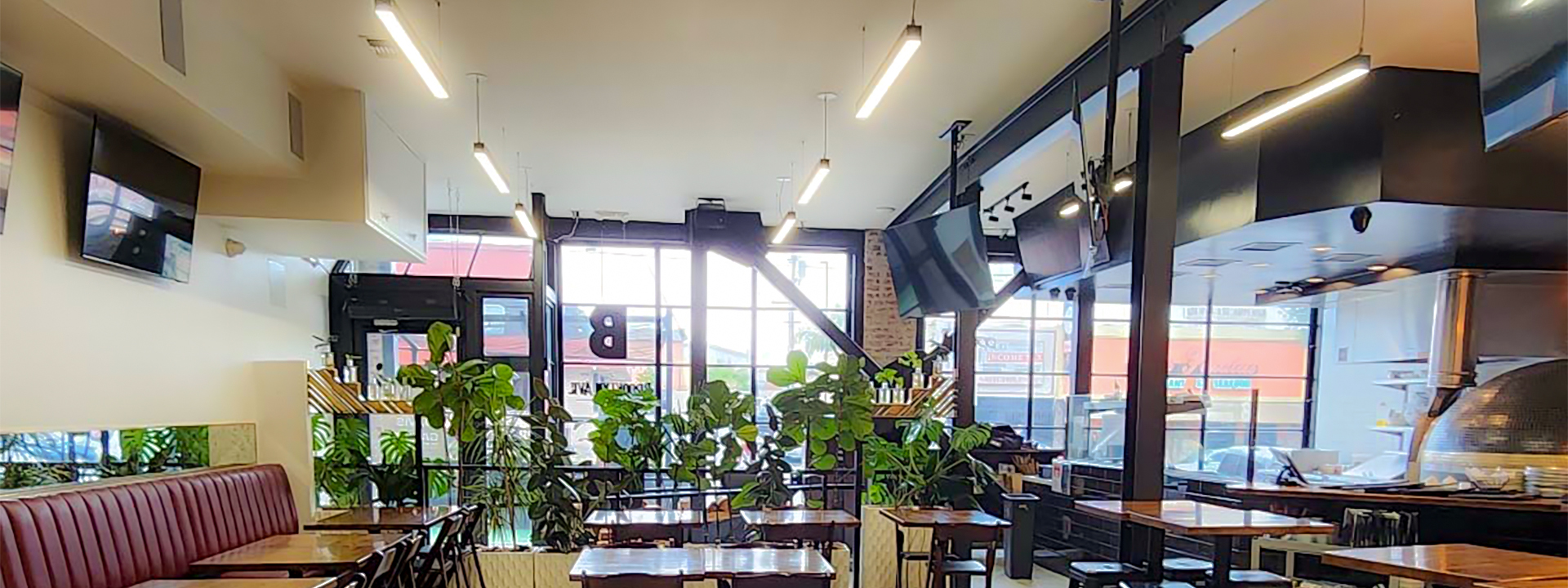 Universal Bank USA office